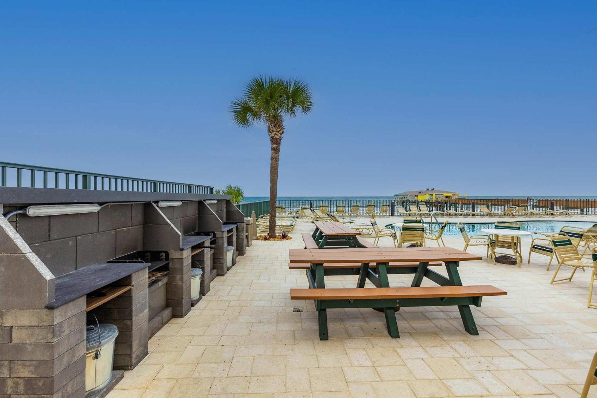 Ocean Front Condo With Amazing Views! Sunglow Resort 402 By Brightwild Daytona Beach Shores Exteriör bild